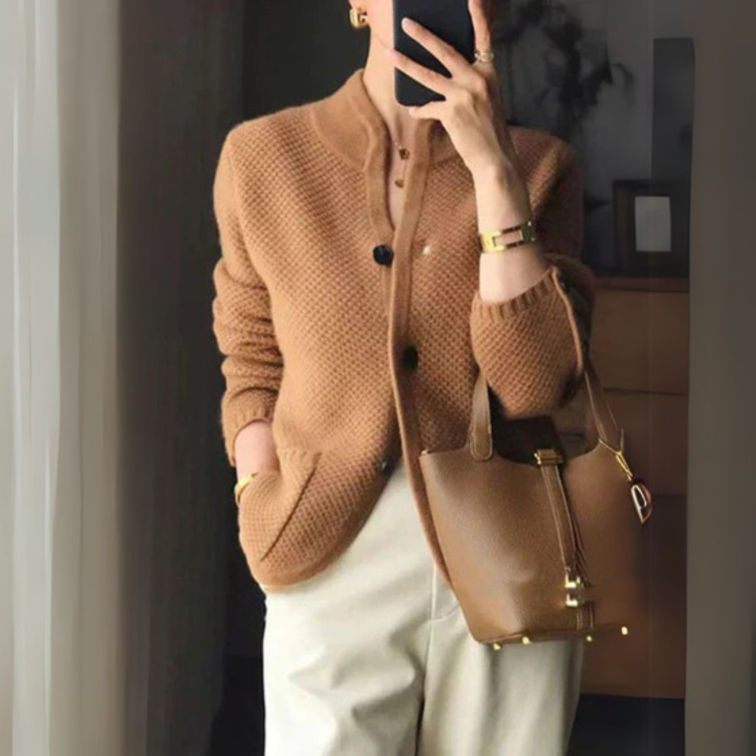 Alissa - Stylish & Cozy Cardigan