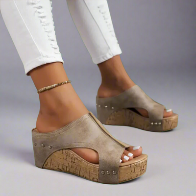 Juul™ | Premium Sandals for Ultimate Comfort