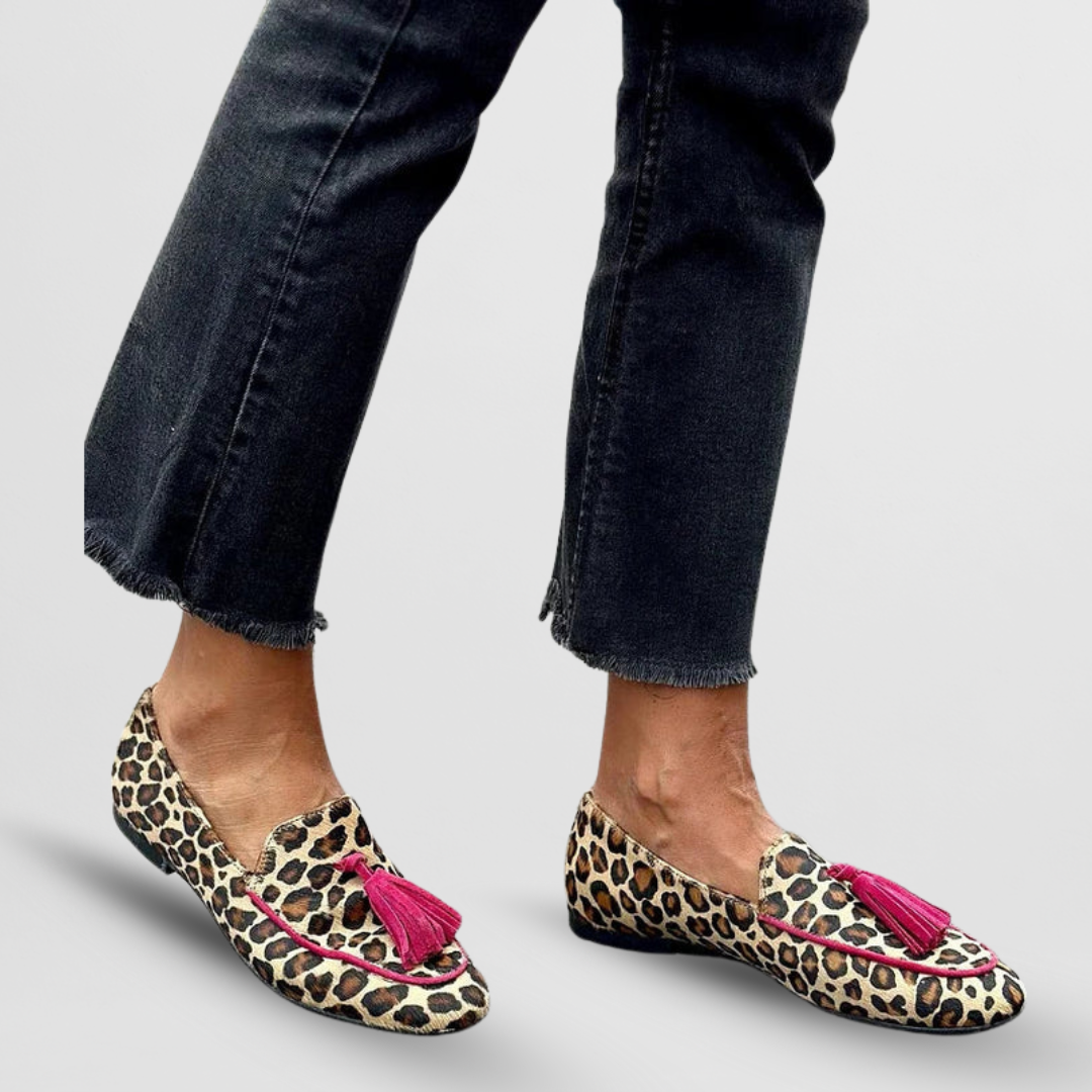 Mila | Tassel Detail Slippers