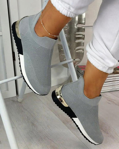 Elastische Slip-on-Flachschuhe Liveli