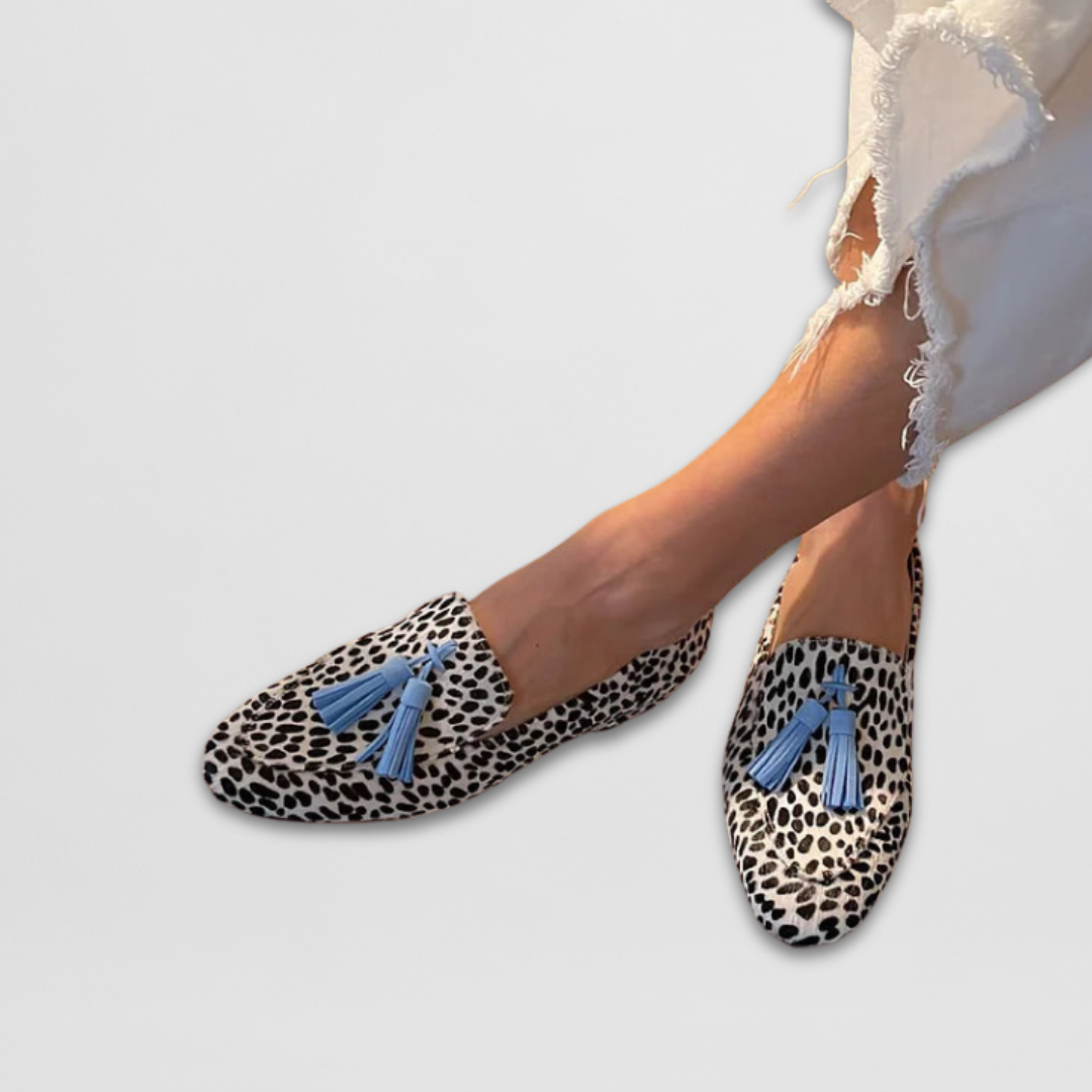 Luna | Elegant Pointed Moccasins