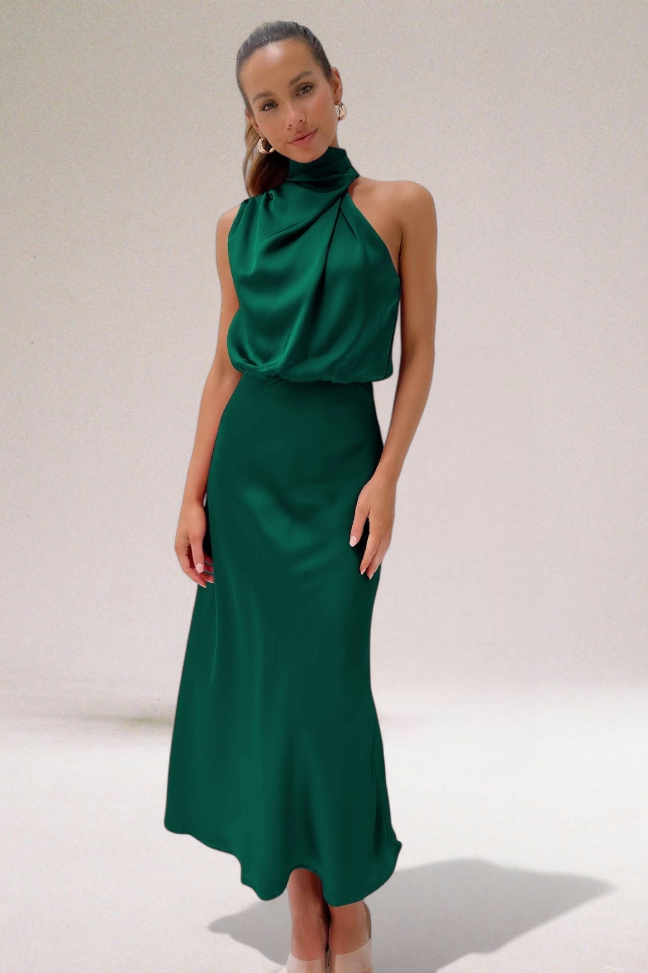 VALENTINA | Elegantes Satinkleid mit raffinierten Details 