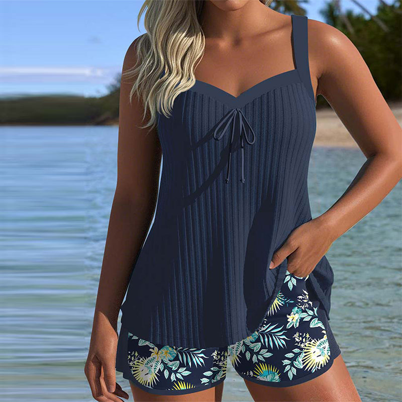 Liveli® | Gestreifter Tankini mit zweiteiligen Strandshorts