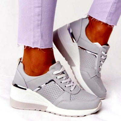 Liveli Wedge Freizeitschuhe mit Riemen und Mesh-Sneakers