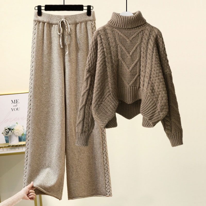 Olivia - Elegant Knit Set