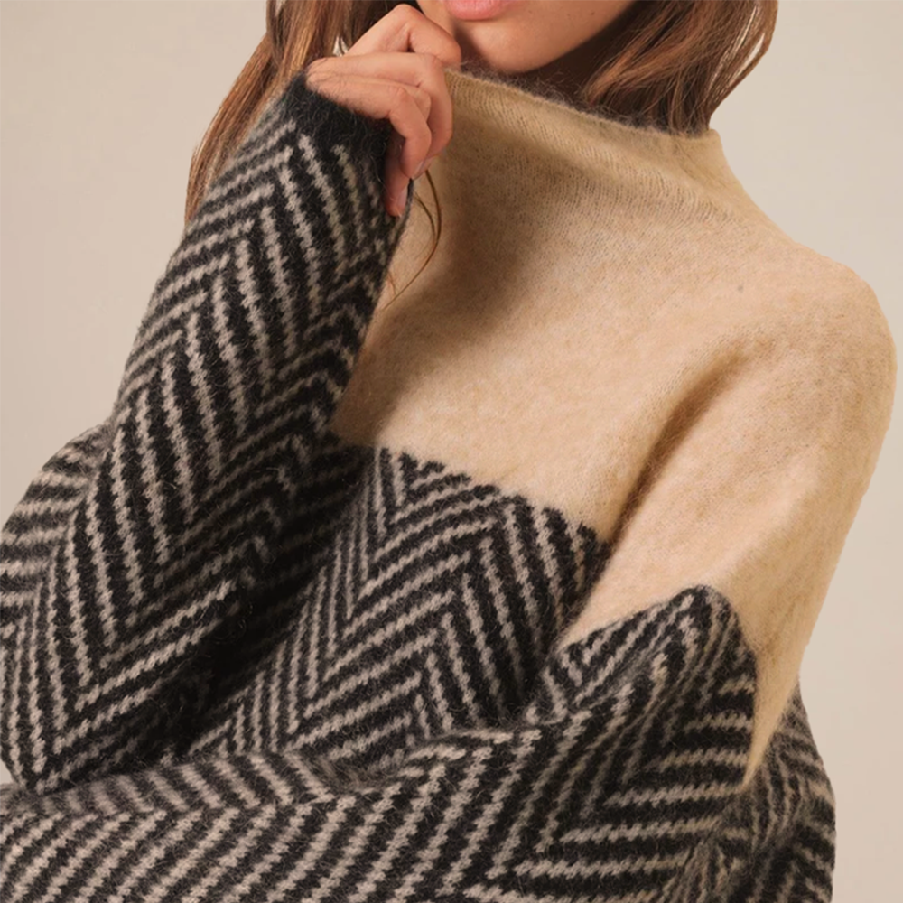 ADELIE | Fine Knit Turtleneck
