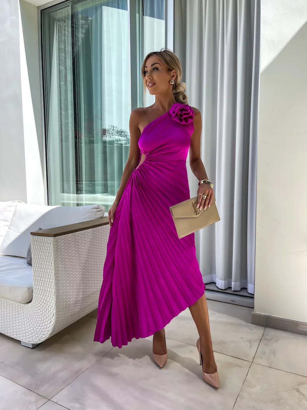 Lizbeth™ | Flower Shoulder Dress